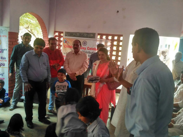 SWEATER DISTRIBUTION AND CAREER COUNCELLING SESSION AT GOVT. SR. SEC. SCHOOL, ASIAKI GORAWAS, REWARI