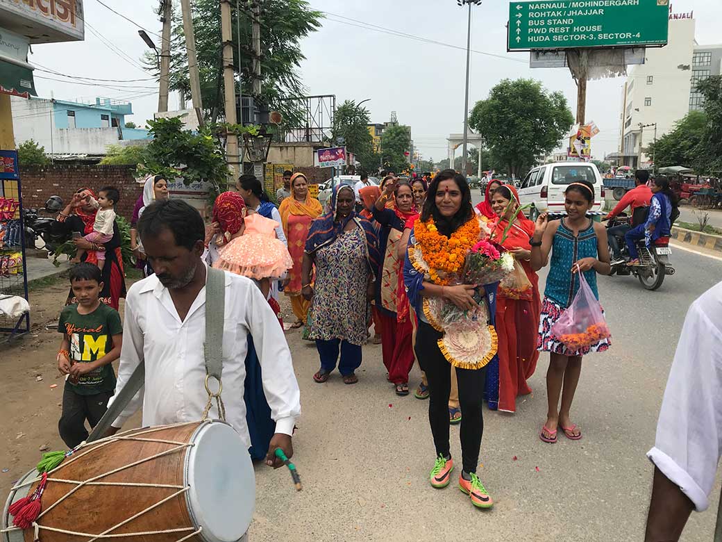 Solo Cycling event finished in Nepal. Rotary Club of Rewari Main members received Rtn. Sunita Choken