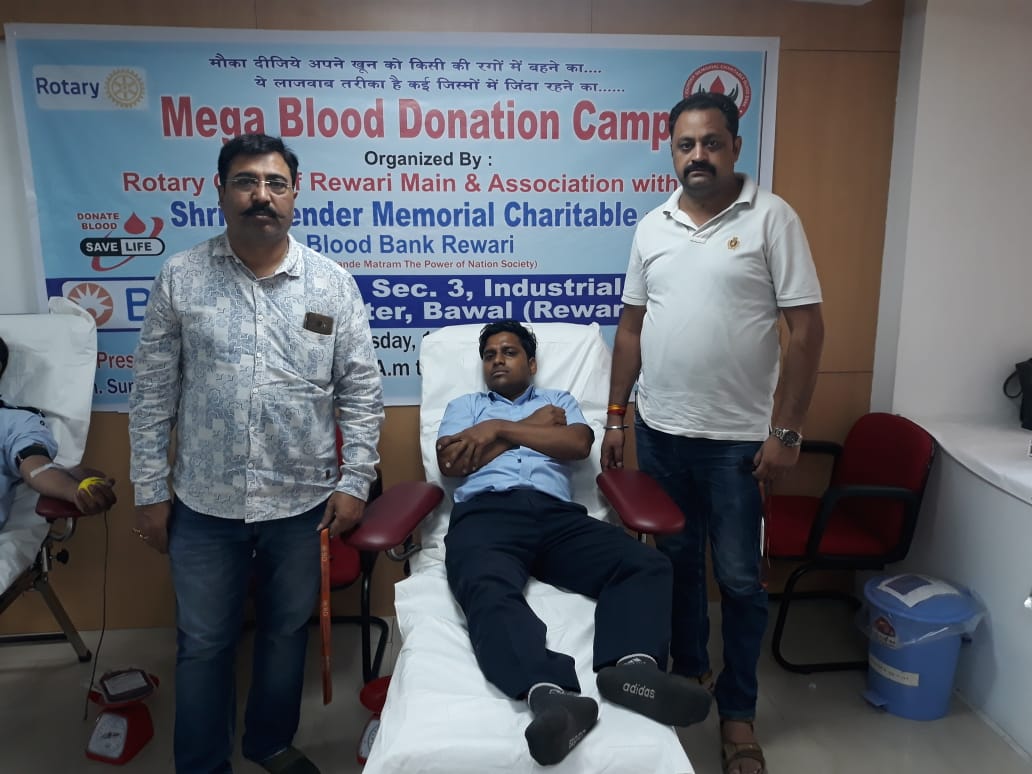 MEGA BLOOD DONATION CAMP AT BD INDIA PVT. LTD.