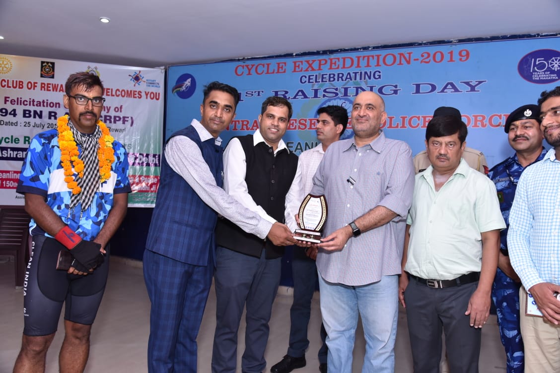 FELICITATION OF CRPF CYCLE RALLY