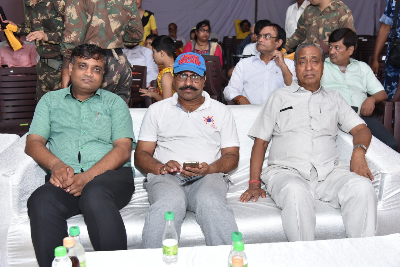 FELICITATION OF CRPF CYCLE RALLY