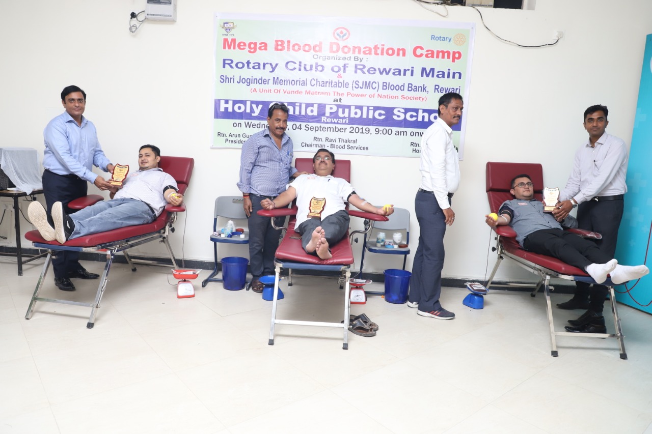 BLOOD DONATION CAMP AT HOLY CHILD PUBLIC SCHOOL, REWARI