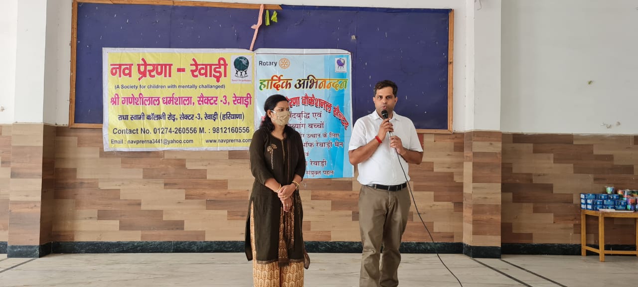 DISTRIBUTION OF STUDY MATERIAL AT ROTARY NAVPRERNA VOCATIONAL CENTRE AND NAVPRERNA REWARI