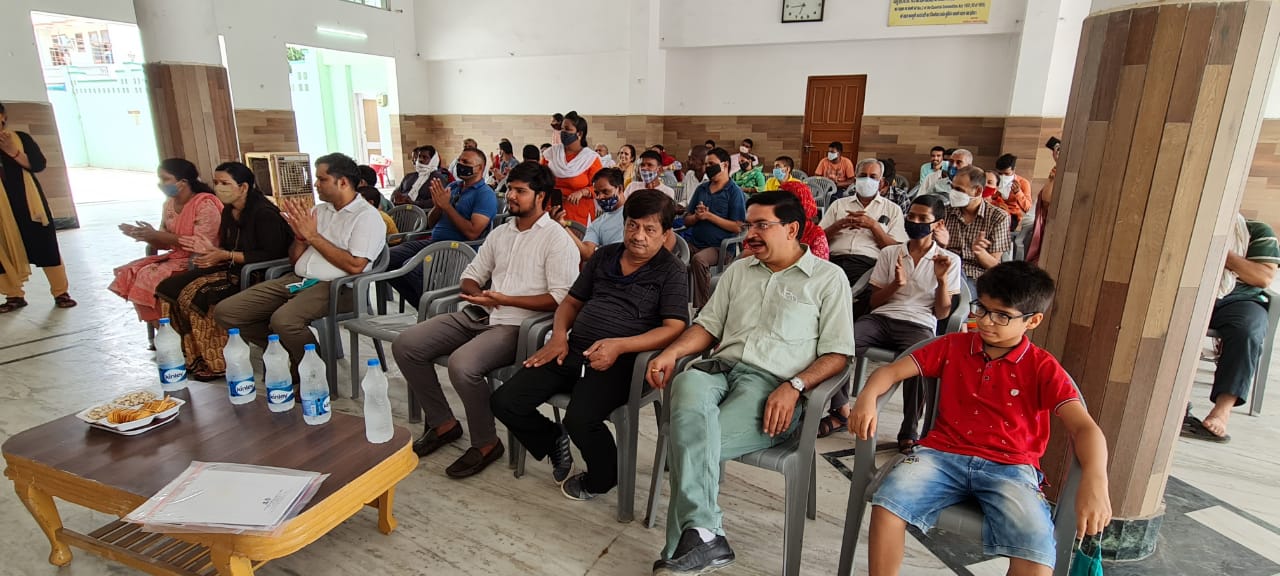 DISTRIBUTION OF STUDY MATERIAL AT ROTARY NAVPRERNA VOCATIONAL CENTRE AND NAVPRERNA REWARI